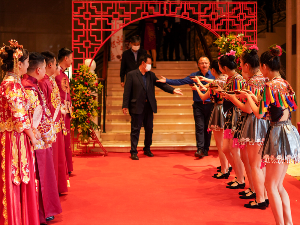 中鐵十五局城建公司集體婚禮(圖3)